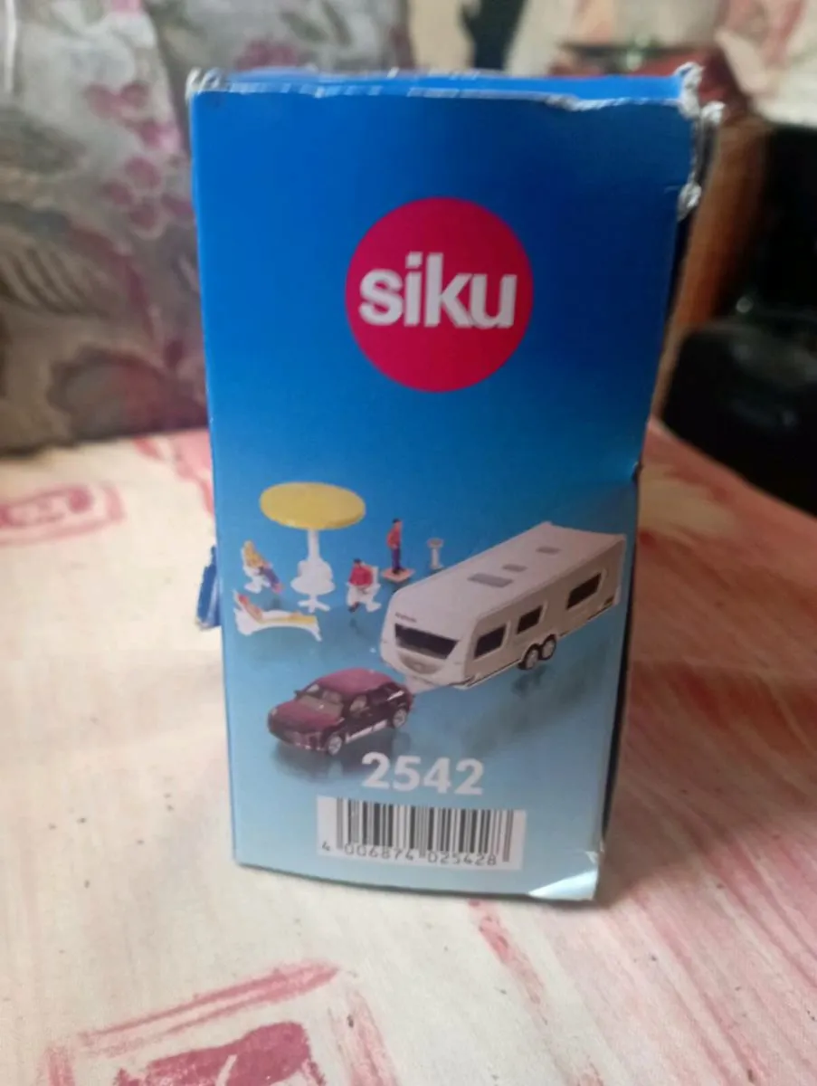 SIKU  PKW  MIT WOHNWAGEN CAR +CAR&CARAVAN. MODLES - Image 4