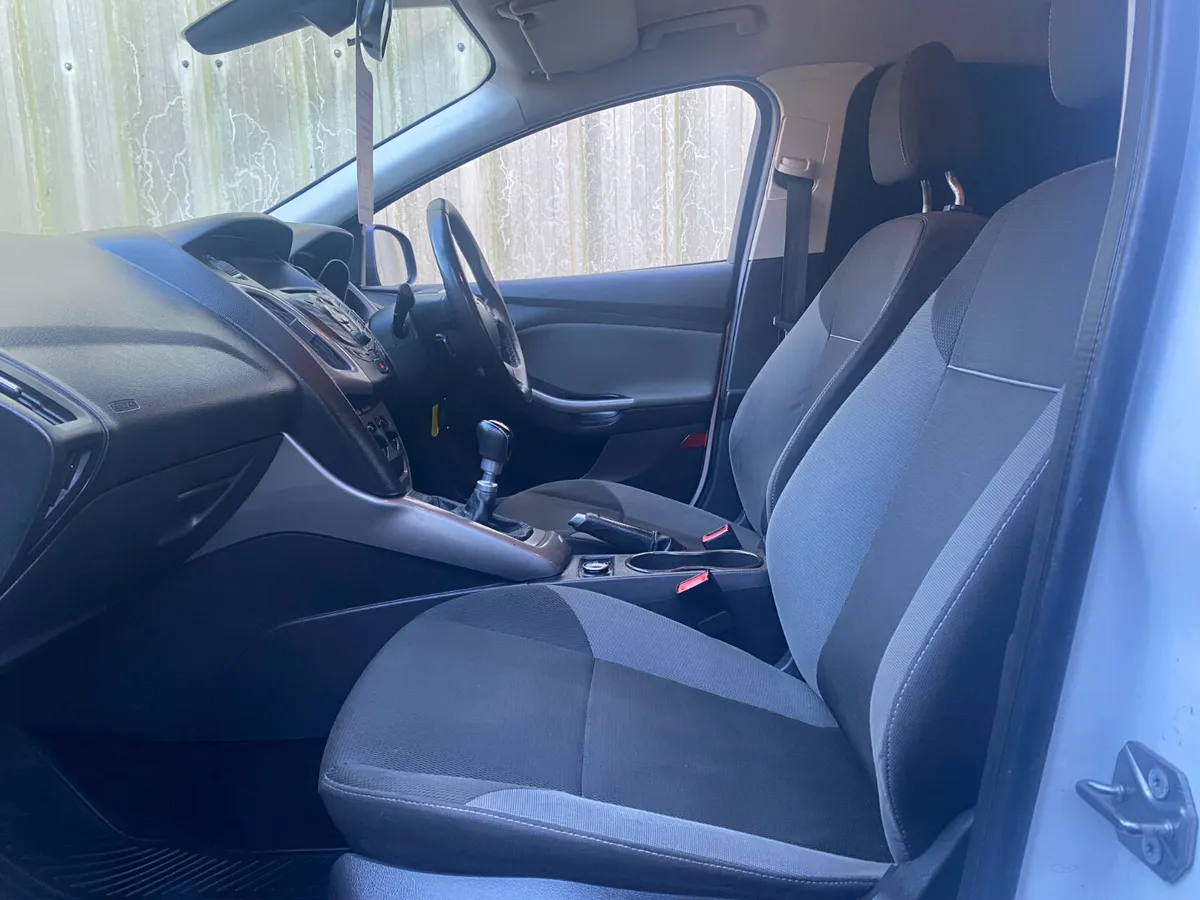 Ford Focus 2014///COMMERCIAL/// - Image 4