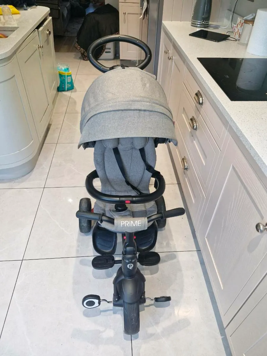 Kids tricycle - Image 2