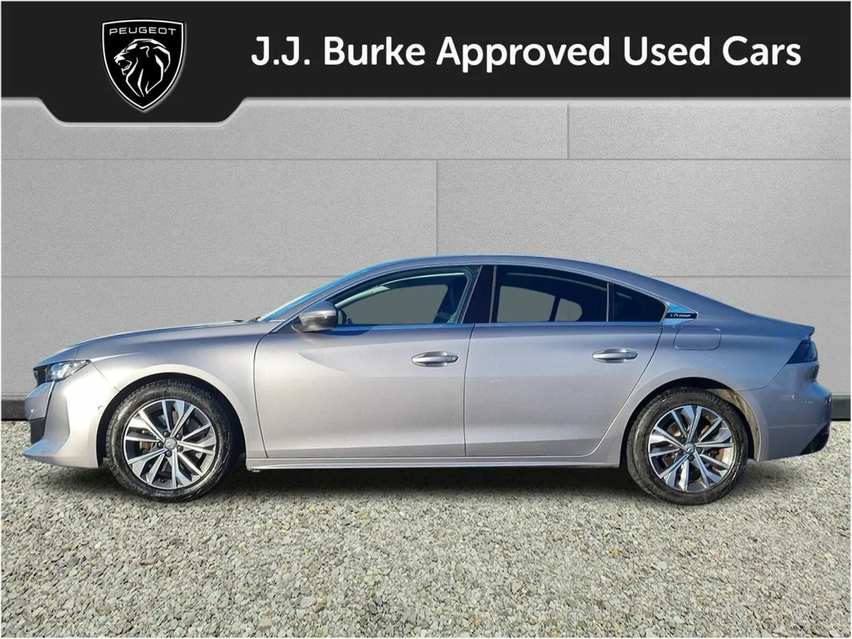 Peugeot 508 PHEV 225bhp Allure - Image 3