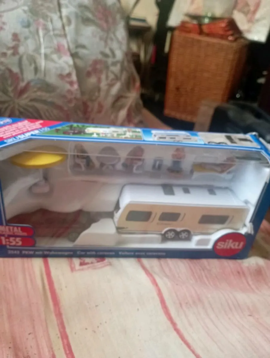 SIKU  PKW  MIT WOHNWAGEN CAR +CAR&CARAVAN. MODLES - Image 1