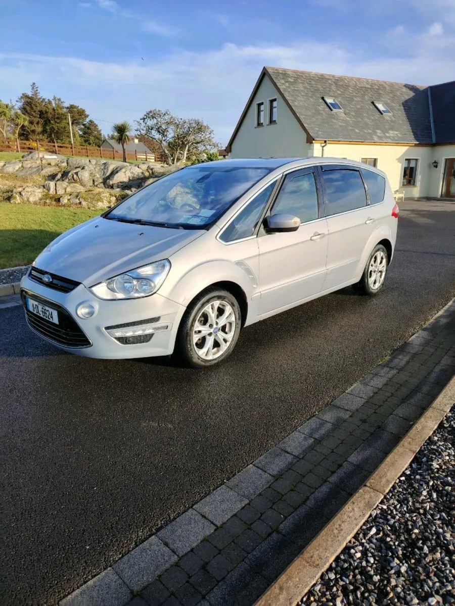 Ford smax nct 10/26- year 2011 - Image 1