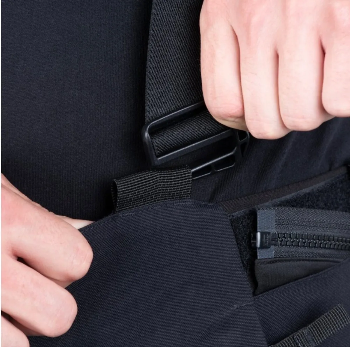 Motorcycle Waterproof Trousers - Image 3