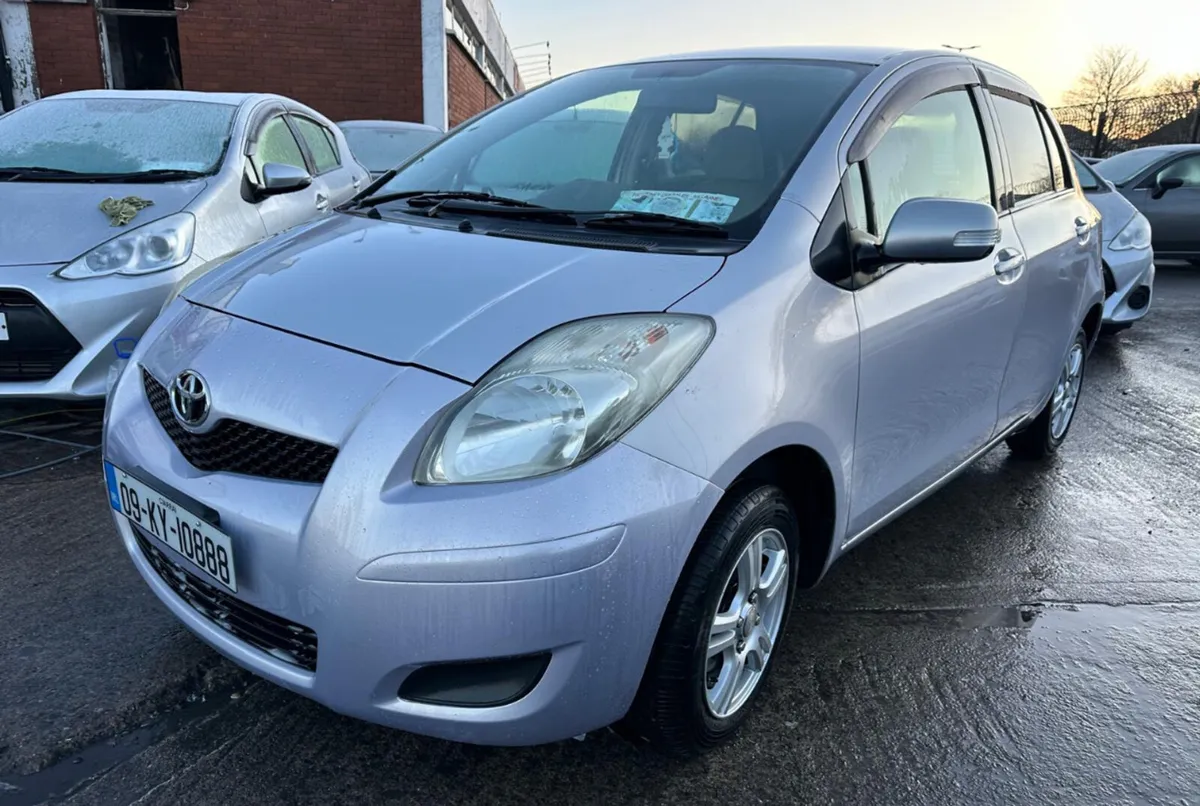Toyota Vitz 2009 Automatic/ New Nct/ warranty. - Image 2