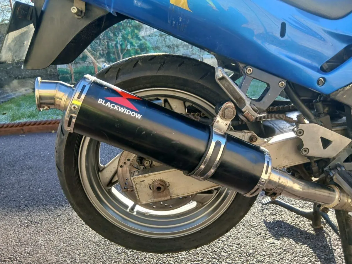 Kawasaki ZZR 600 - Image 2