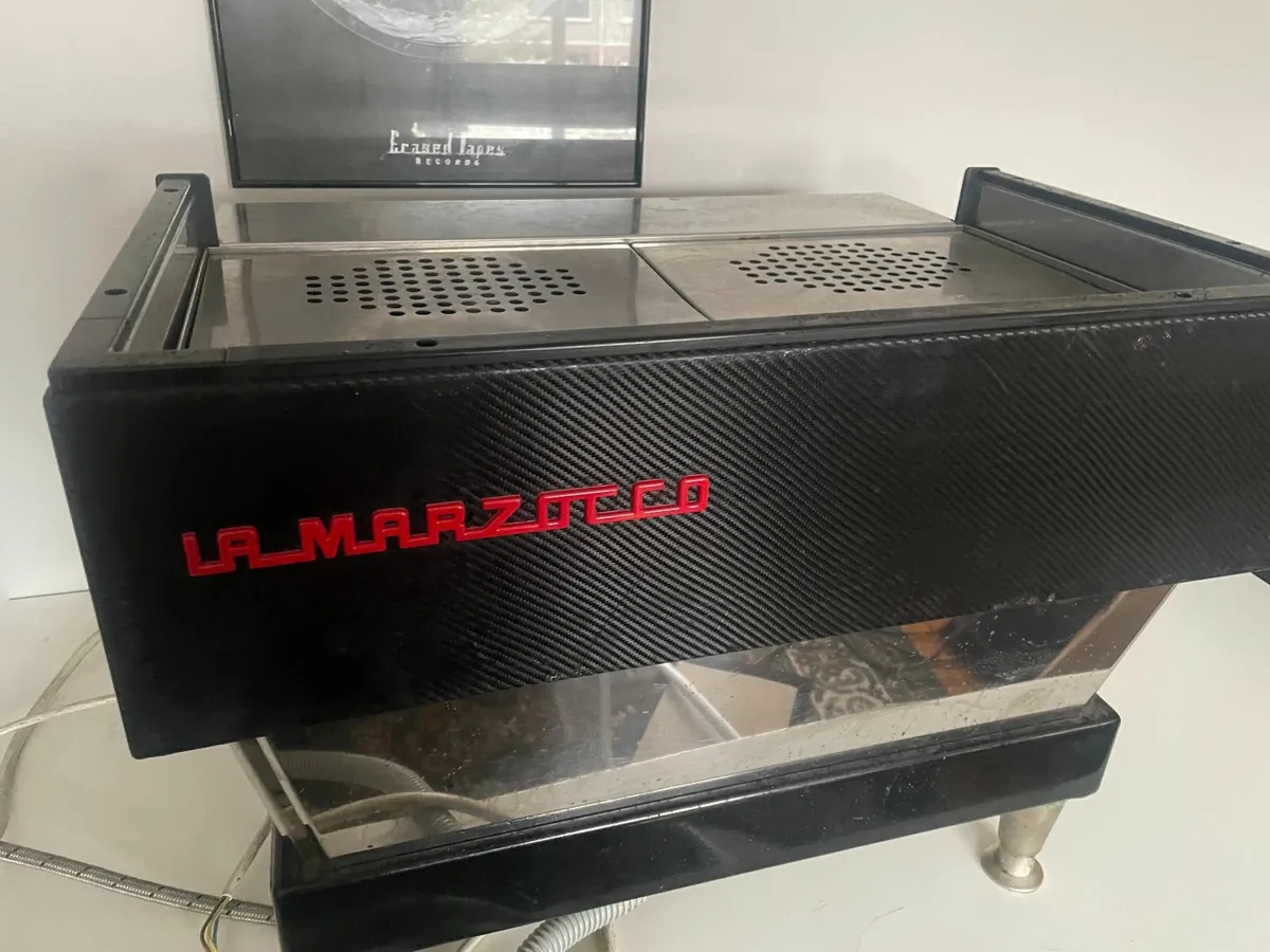 La Marzocco Linea Classic Espresso Machine - Image 4