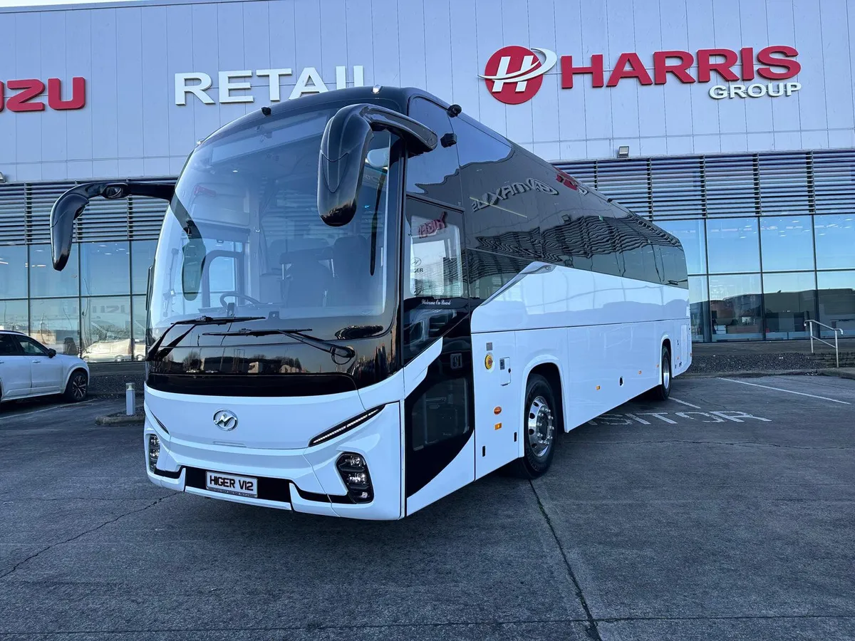 Higer V Series  - V12 ( 55 plus guide ) - Image 1