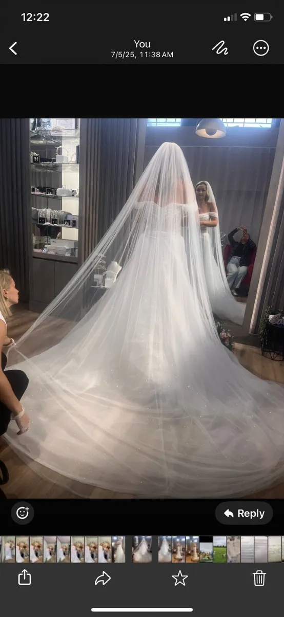 Wedding dress - Image 3