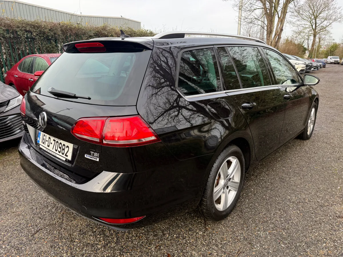 Golf 16 55.000km heated seats!!! - Image 4