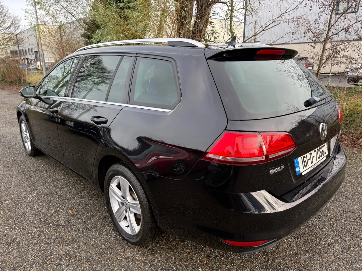 Golf 16 55.000km heated seats!!! - Image 3