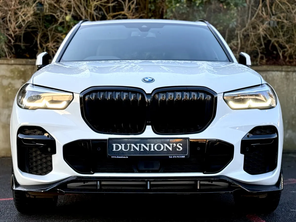 BMW X5, 2022, XDRIVE45E M SPORT AUTO - Image 3