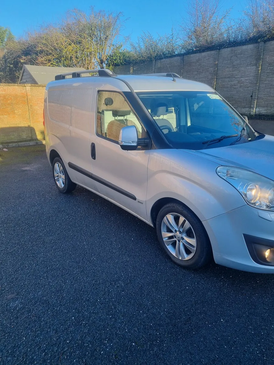 Opel Combo sportive 152 - Image 1