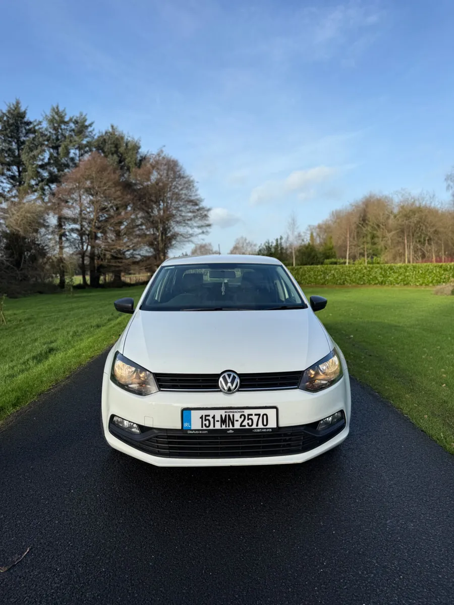 Volkswagen Polo 2015 - Image 2