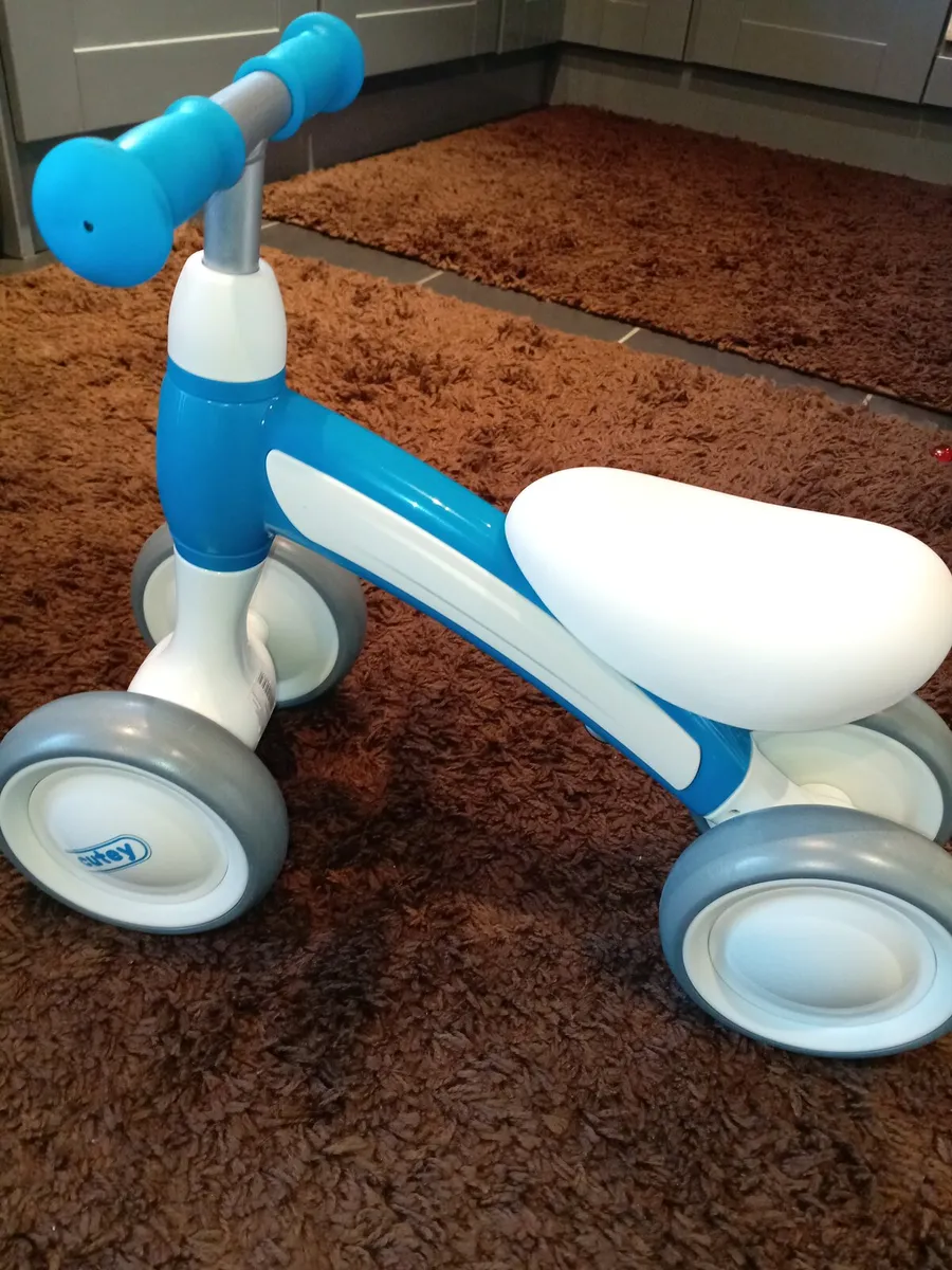 Kids balance bike - Image 4