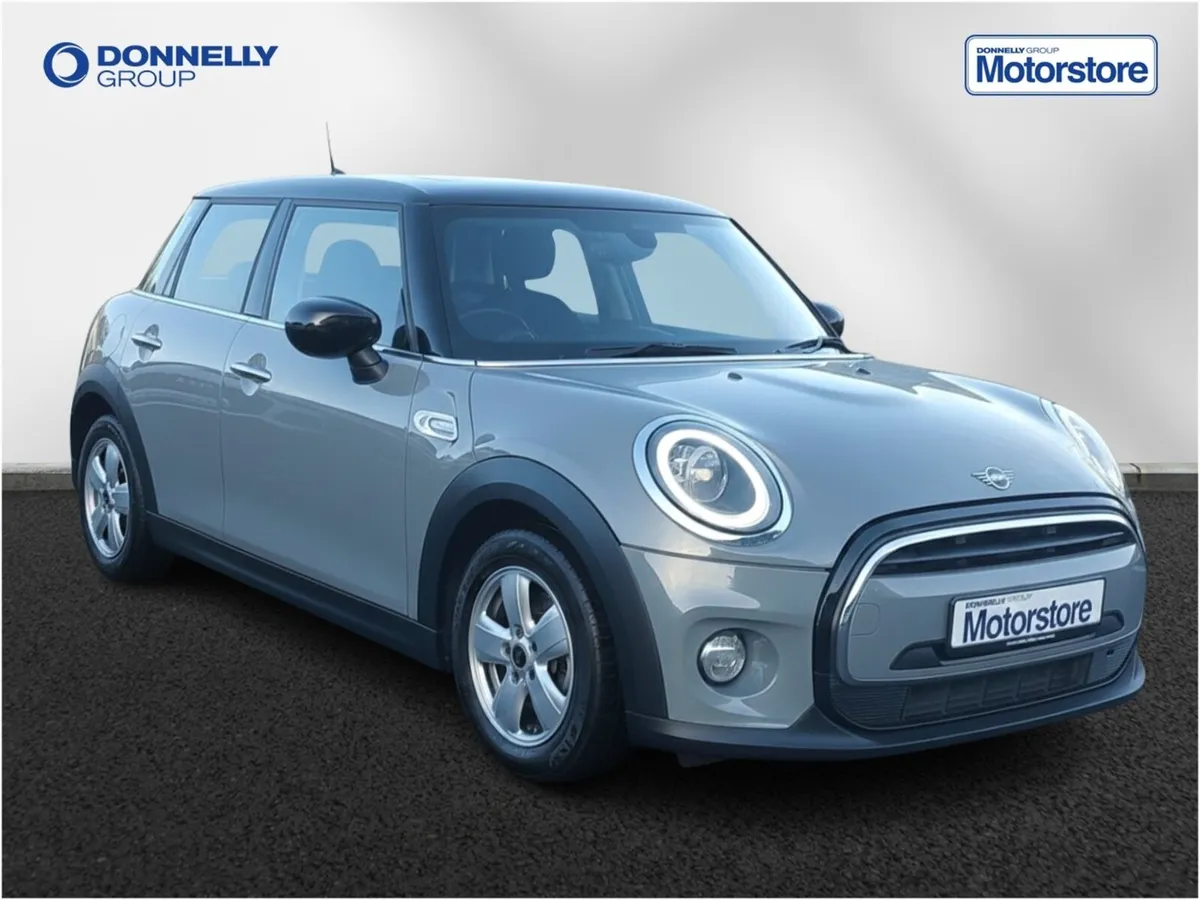 MINI HATCHBACK Cooper Classic - Image 1