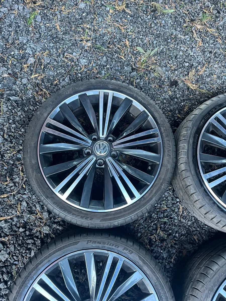 18’ Genuine VW Golf Caddy 5x112 alloy wheels - Image 2