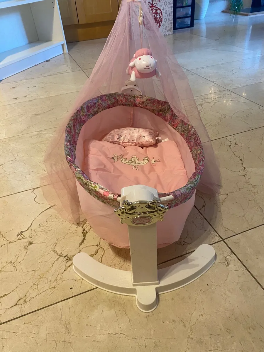 Baby Annabelle rocking cot - Image 1