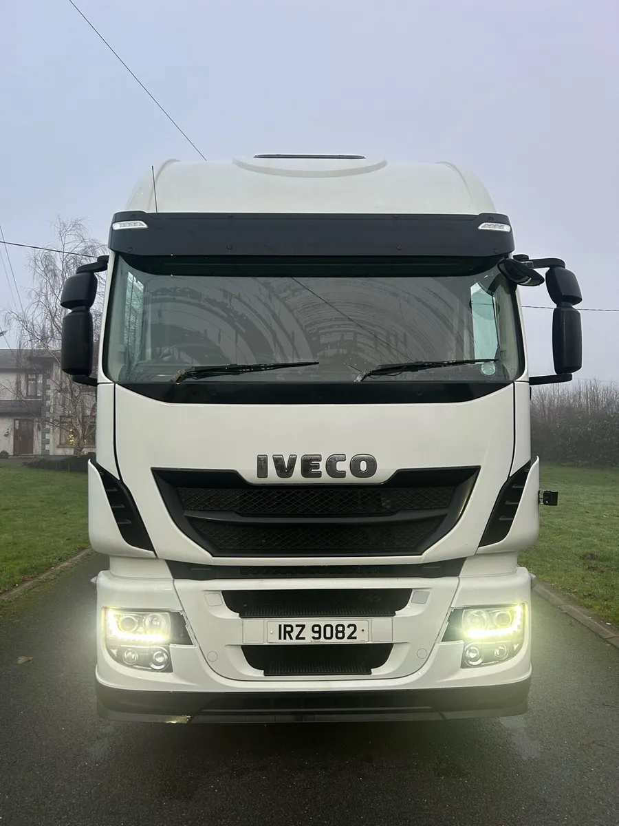 2015 Iveco Stralis 6x2 460 E6 - Image 3