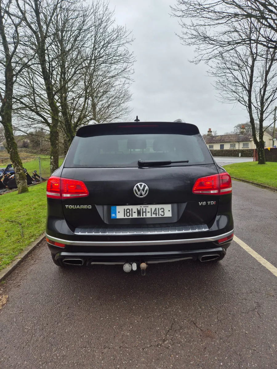 Volkswagon Touareg Crewcab - Image 4