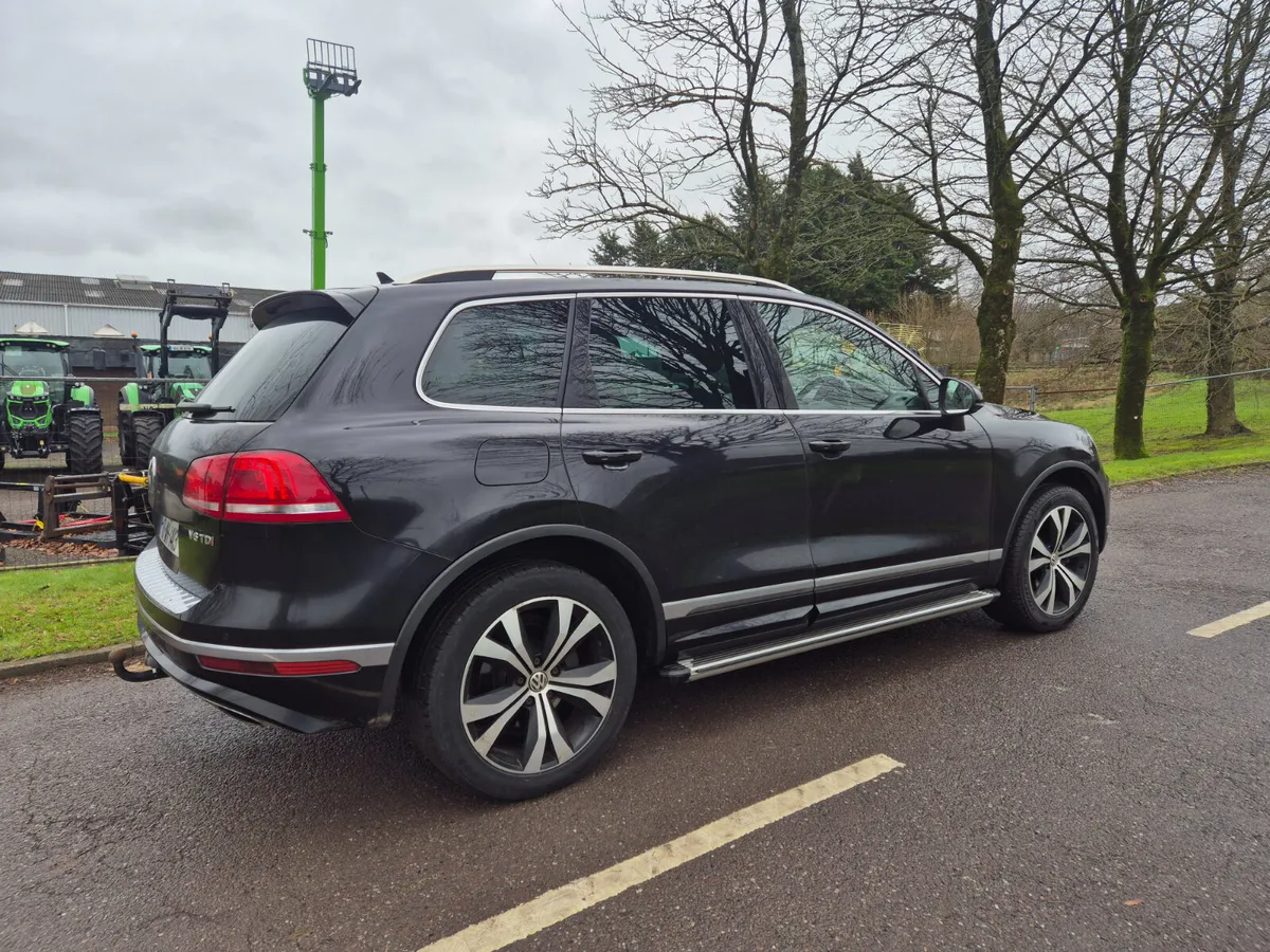 Volkswagon Touareg Crewcab - Image 3