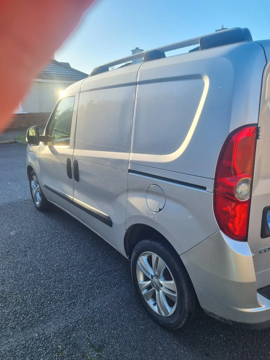 Opel Combo sportive 152 - Image 3