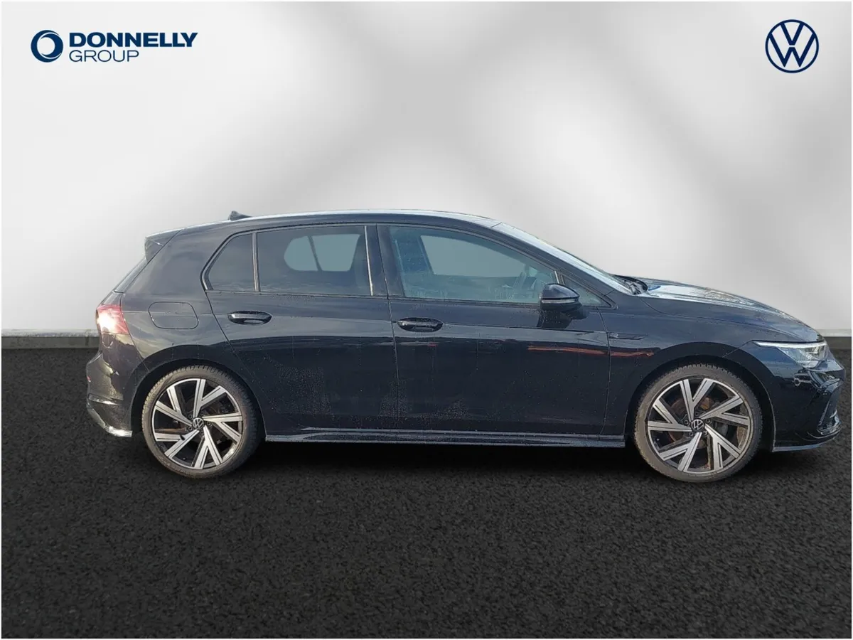 Volkswagen Golf Hatchback R-Line - Image 4