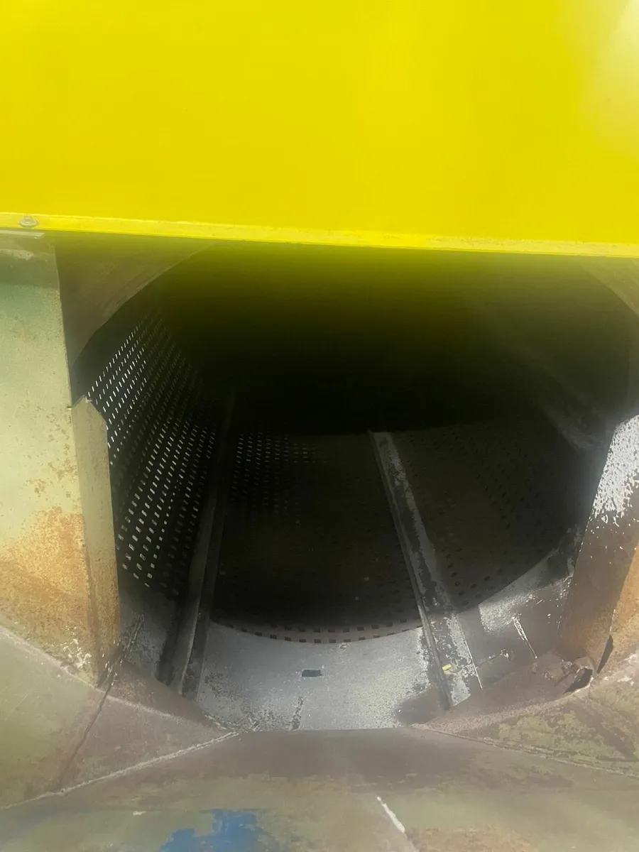 Trommel screener / separator fully working - Image 4