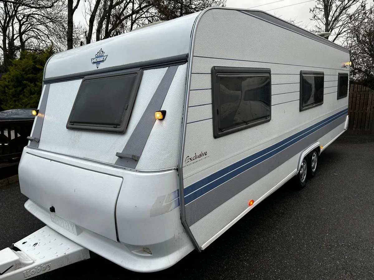 5 birth Hobby caravan - Image 1