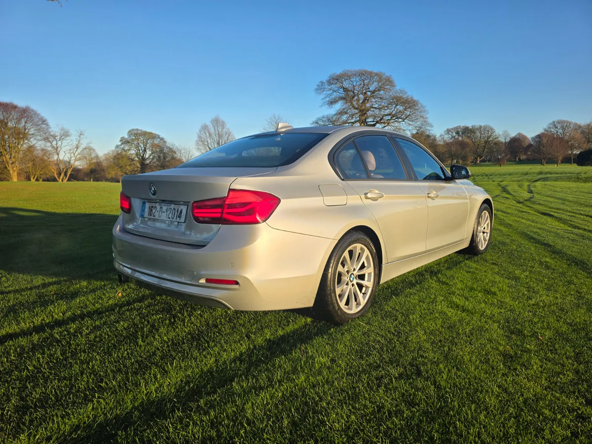 BMW 3-Series 2016 - Image 3