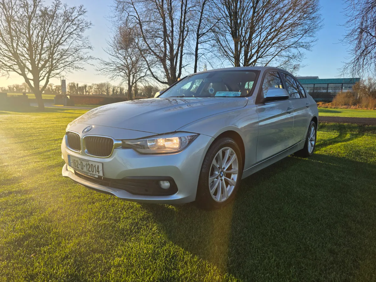 BMW 3-Series 2016 - Image 2