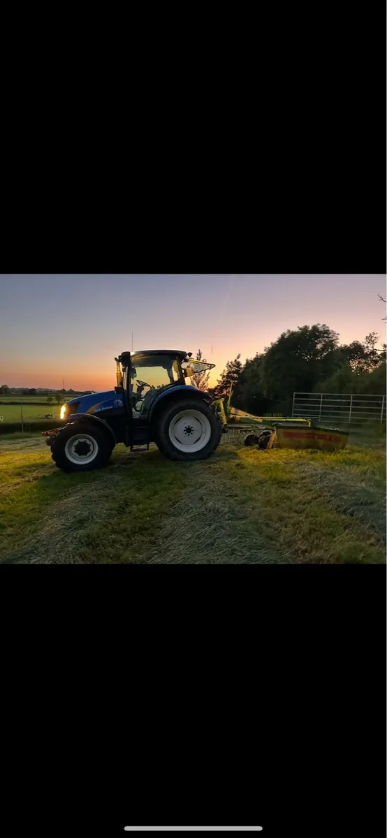 2009 New Holland T 6010 - Image 4