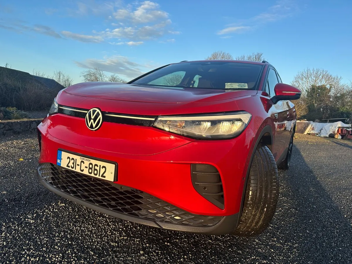 Volkswagen ID.4 Pro 82kW just 39kms - Image 1