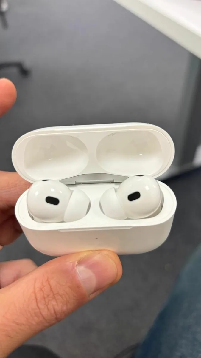AirPods Pro 2 USB-C bundle | Full box/Accessories - Image 4