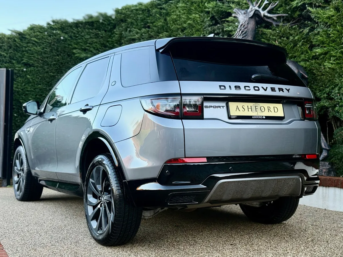 Land Rover Discovery Sport Dynamic Se 270BHP - Image 4