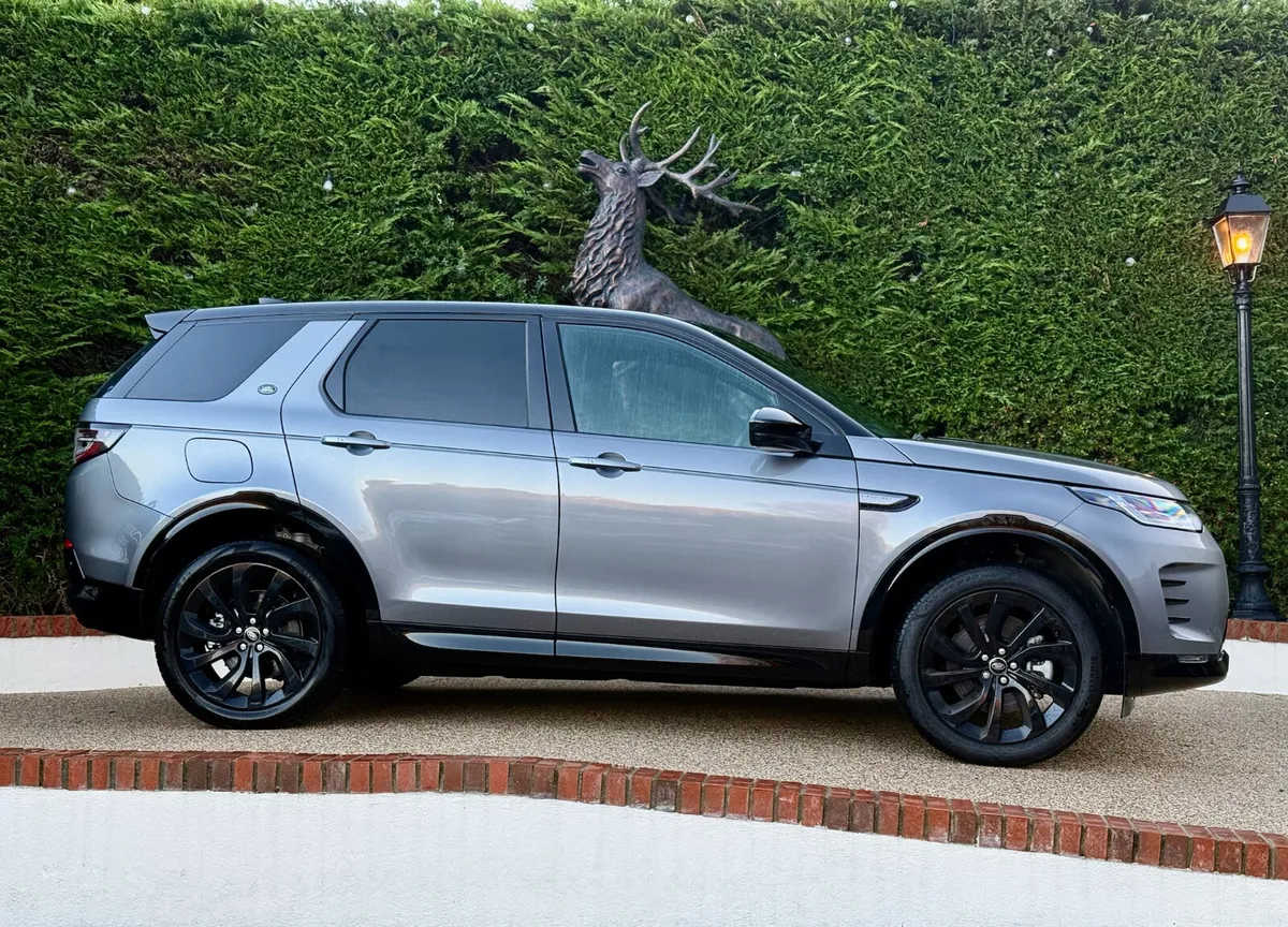 Land Rover Discovery Sport Dynamic Se 270BHP - Image 3