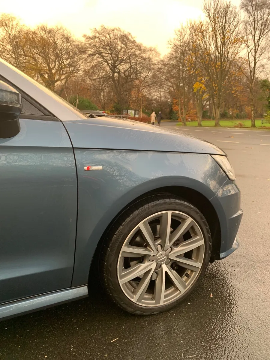 Audi A1 2015 - Image 2