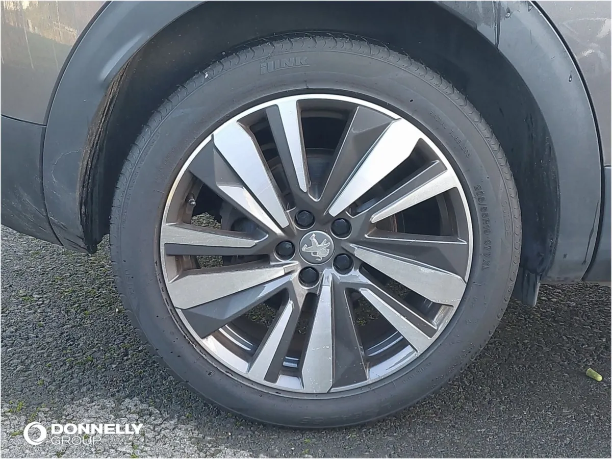 Peugeot 3008 Diesel Estate GT Line Premium - Image 3