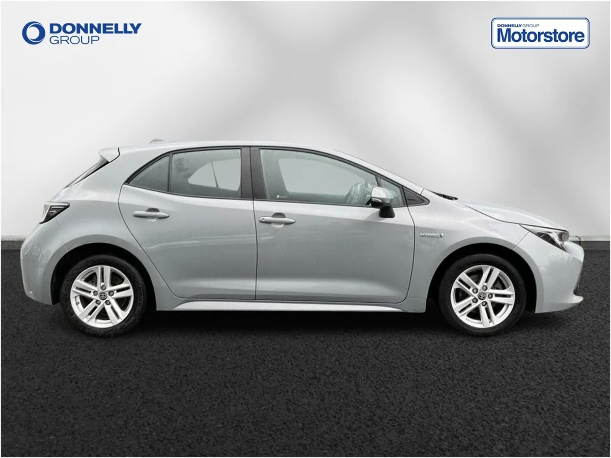 Toyota Corolla Hatchback Icon - Image 3