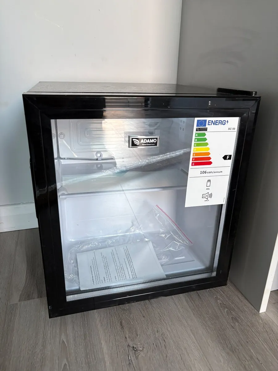 Mini Fridge - Image 1