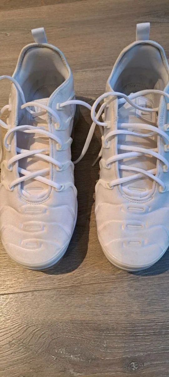 Nike Vapor Max air white size uk 10.5. - Image 1