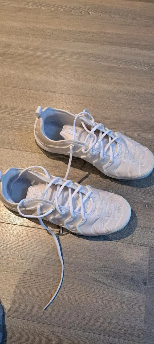 Nike Vapor Max air white size uk 10.5. - Image 4