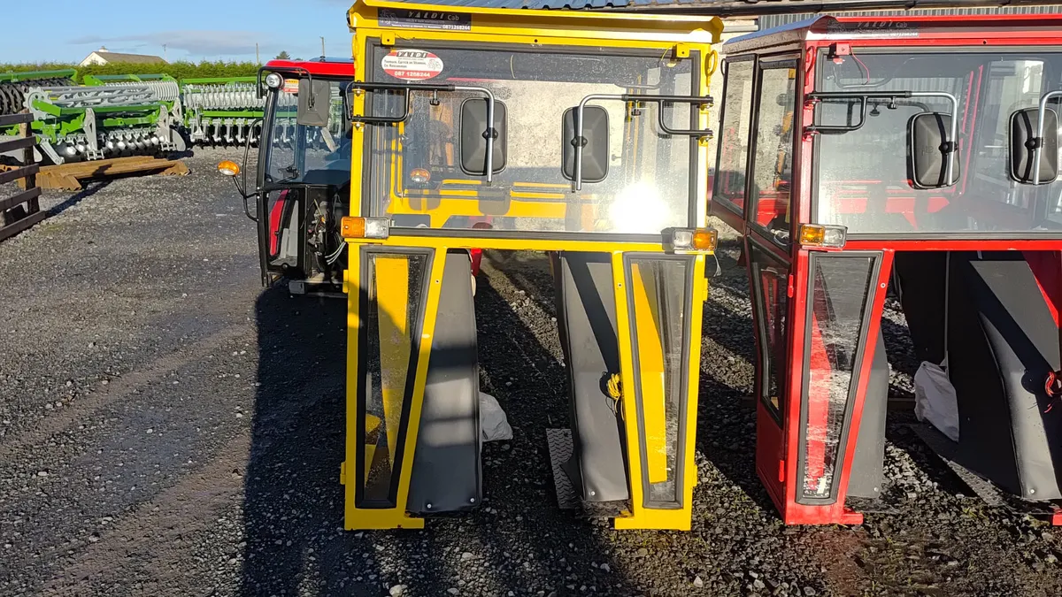 New cab mf 35 133 135 240 - Image 4