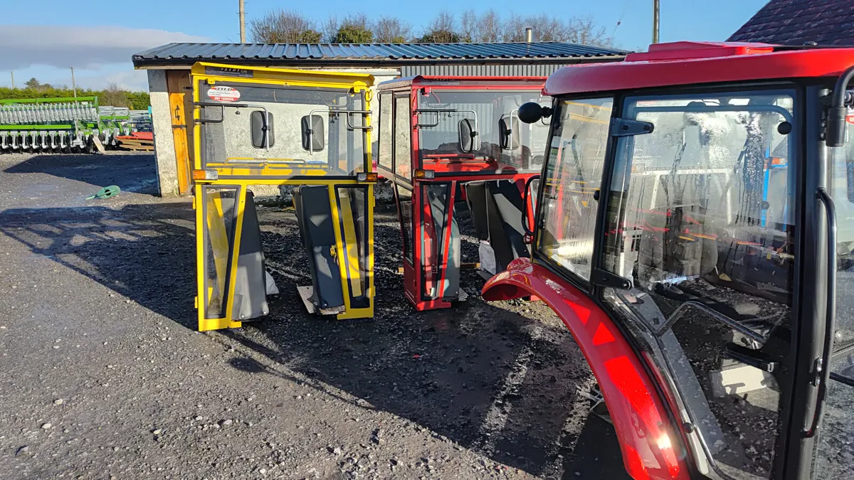 New cab mf 35 133 135 240 - Image 2