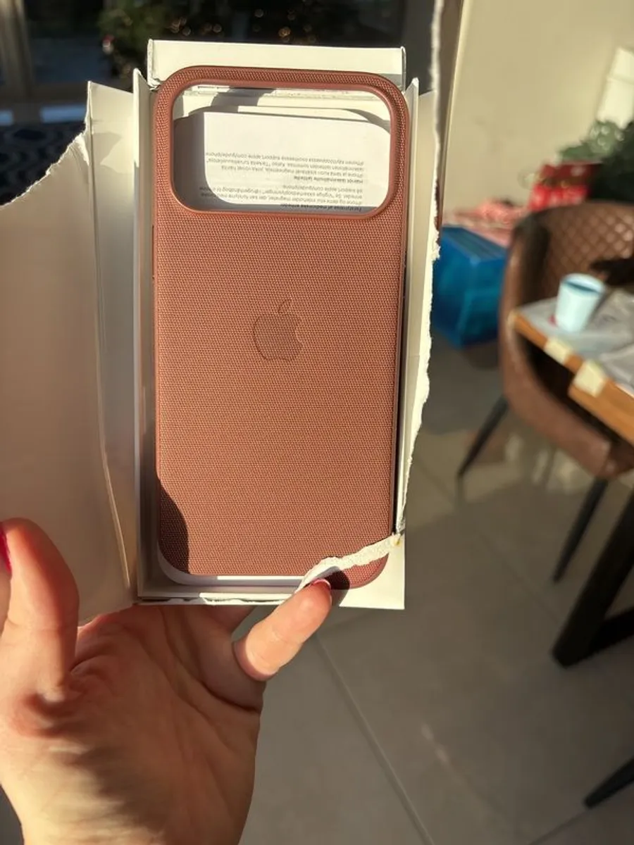 iPhone 17 Pro Max techwoven case - Image 3