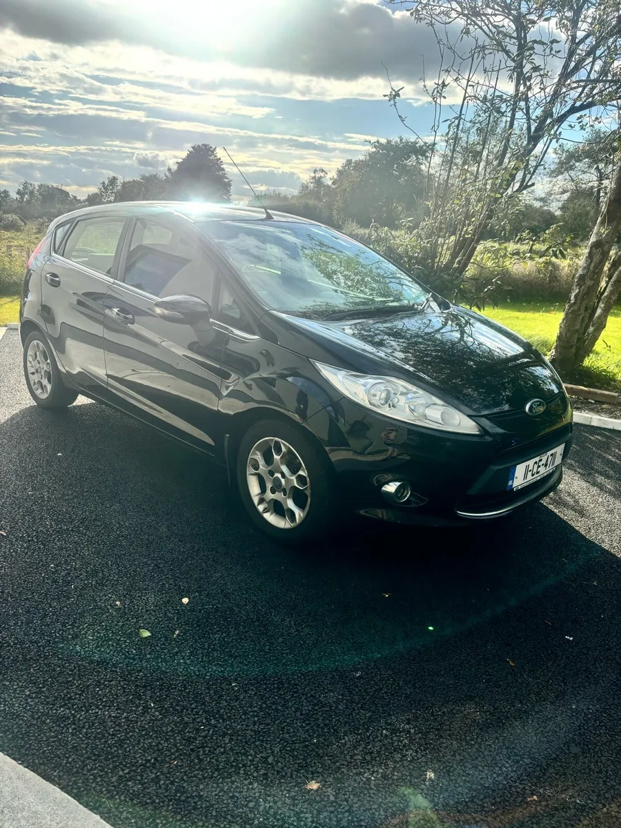 2011 Ford Fiesta - Image 3
