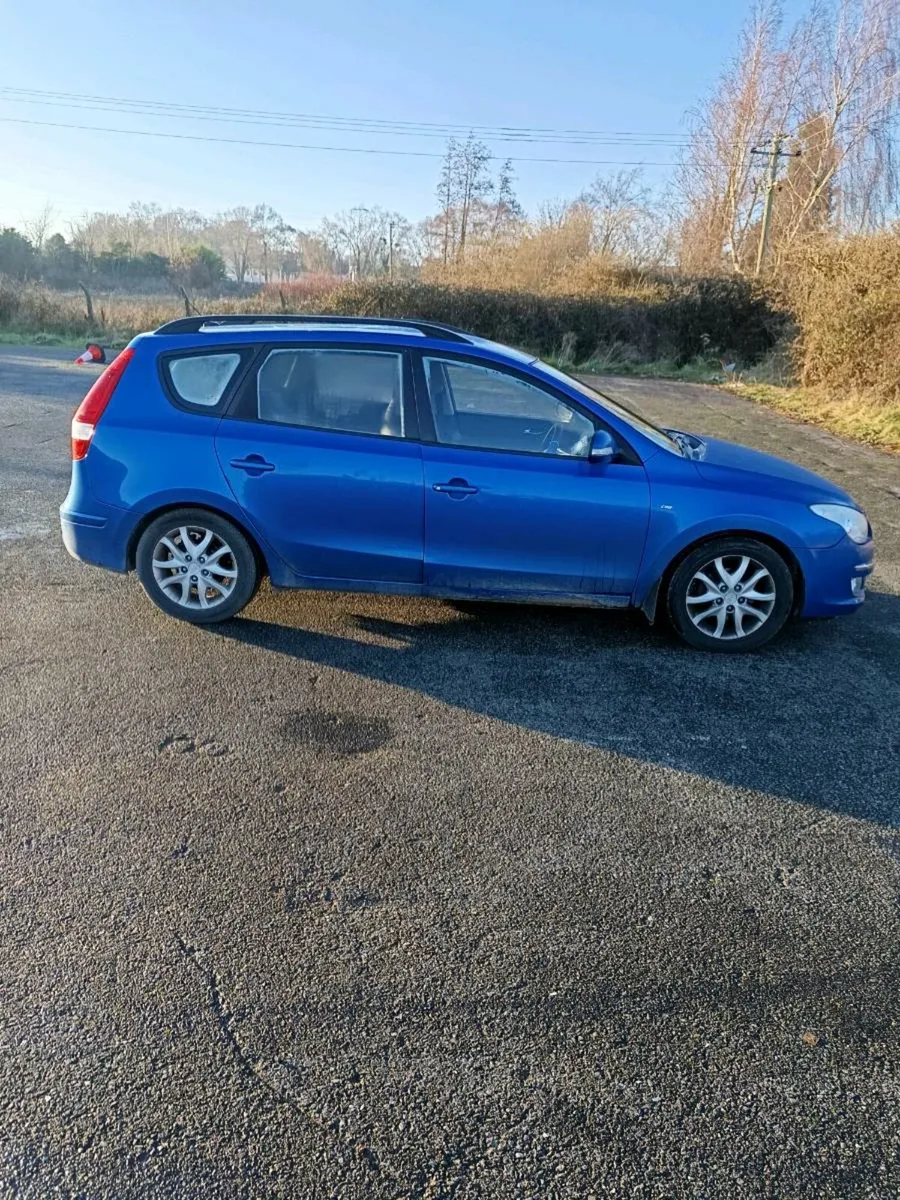 Hyundai i30 2008.1.6 crdi - Image 2