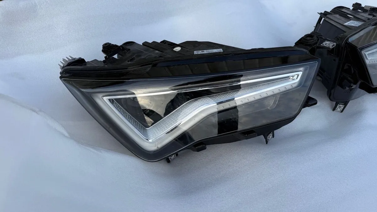 SEAT Ateca Headlights - Image 3