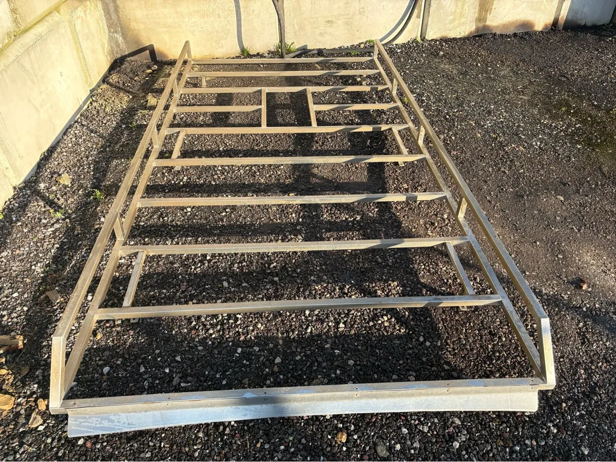 Stainless steel roof rack - Image 3