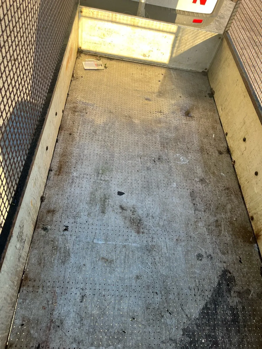 Trailer 6ft8 x 3ft7 indespension - Image 4