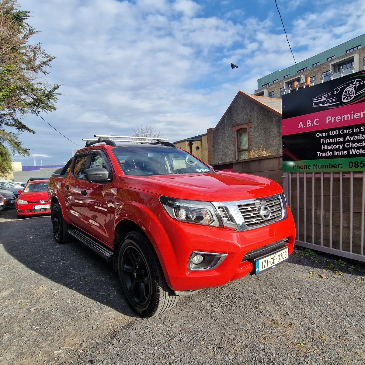 Nissan Navara 2017 Automatic 4x4 - Image 1